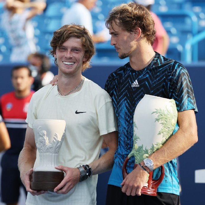 美网翻盘拉沃尔杯，穆雷扛起全队的简单介绍