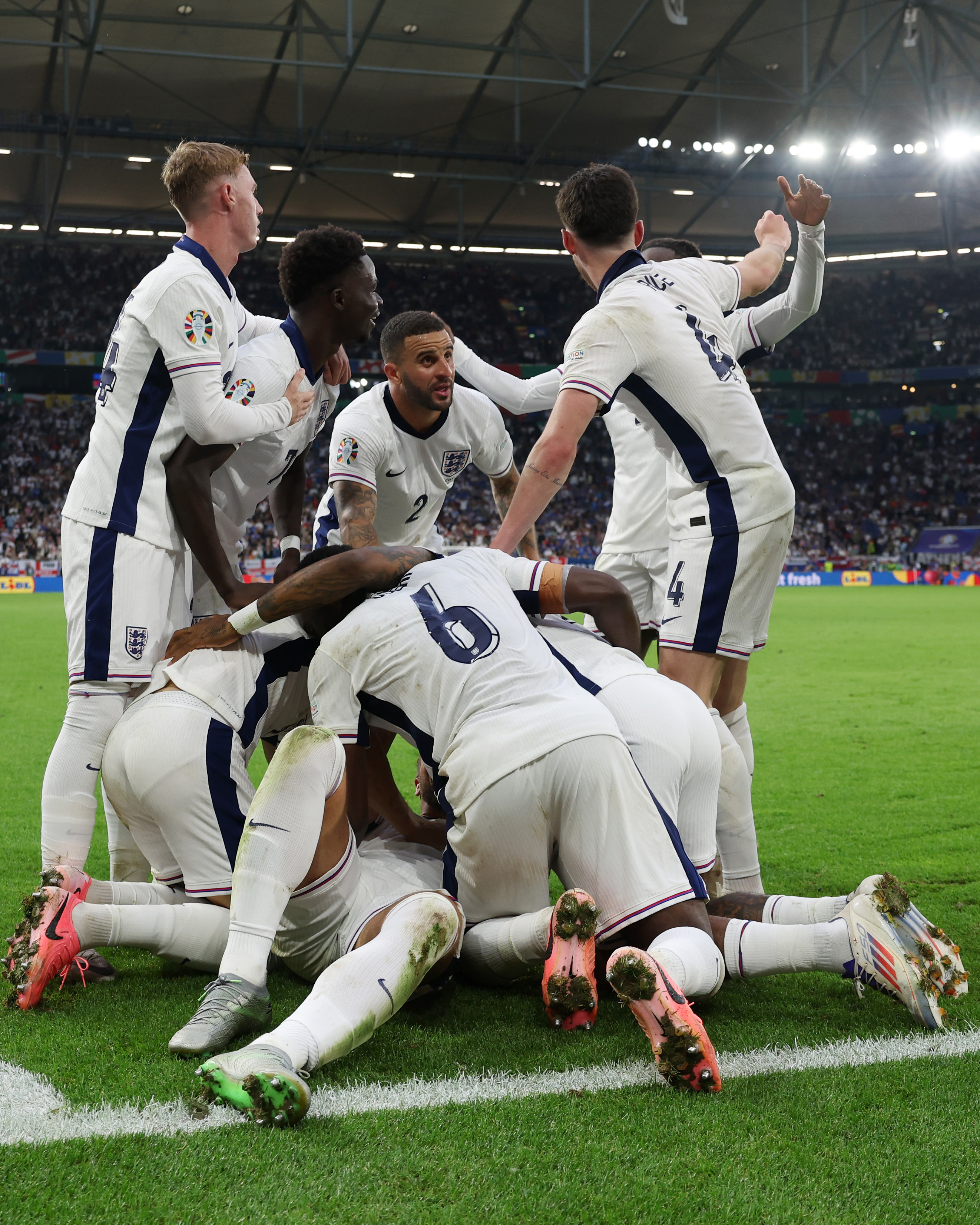 关于法国队力克英格兰队，林高远状态火热的信息