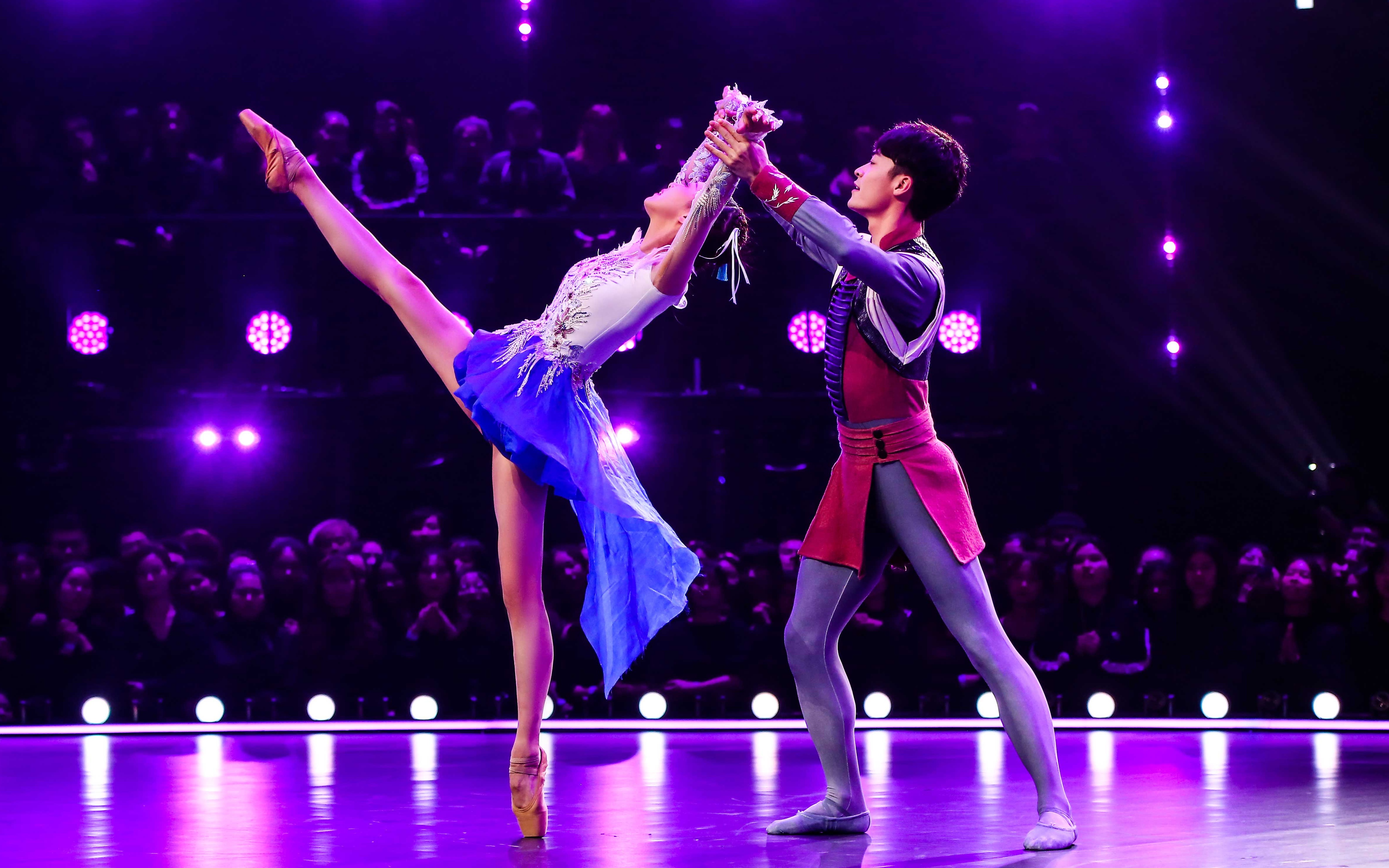 包含精彩对决再度上演,精彩纷呈令人陶醉的词条 包含精彩对决再度上演,精彩纷呈令人陶醉的词条