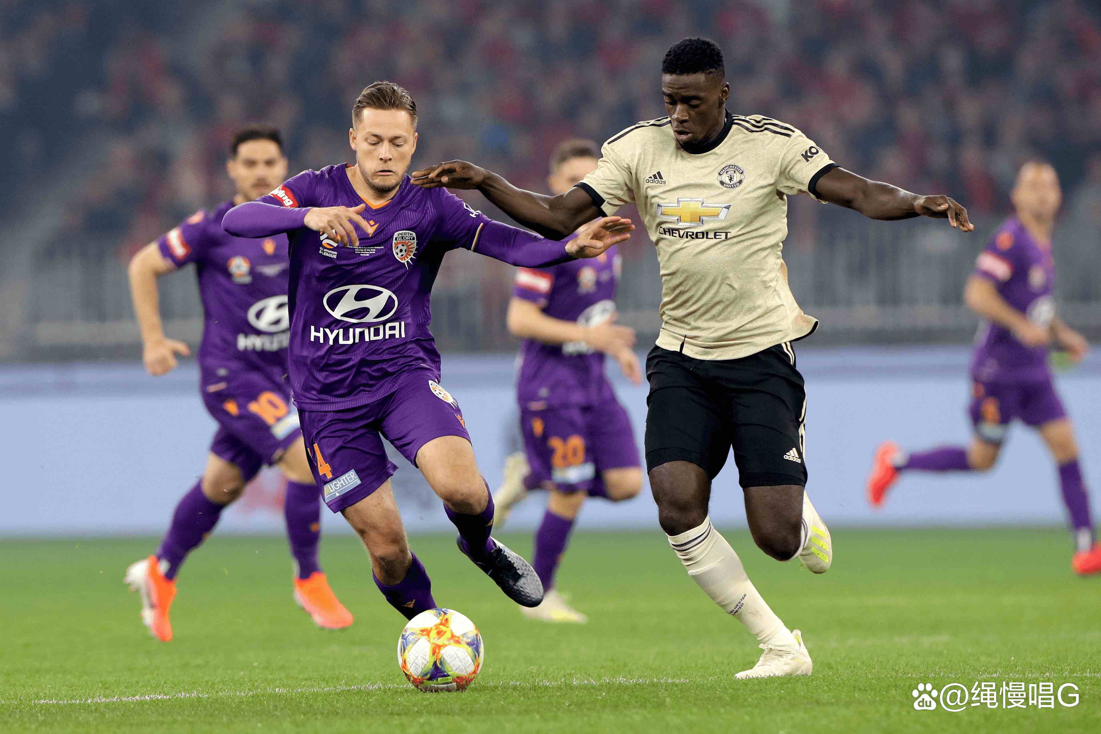 多特蒙德遭遇两连败，德甲霸主失守