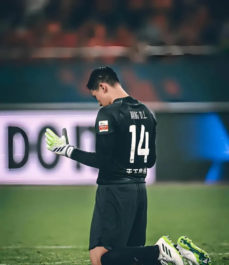 PG电子娱乐在线-申花近况不佳，教练组提出调整战术的简单介绍