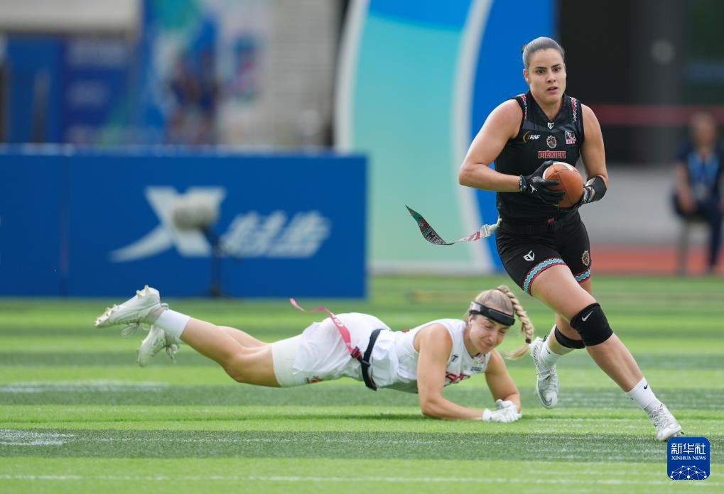 美洲女子篮球选拔赛：加拿大队胜出晋级决赛