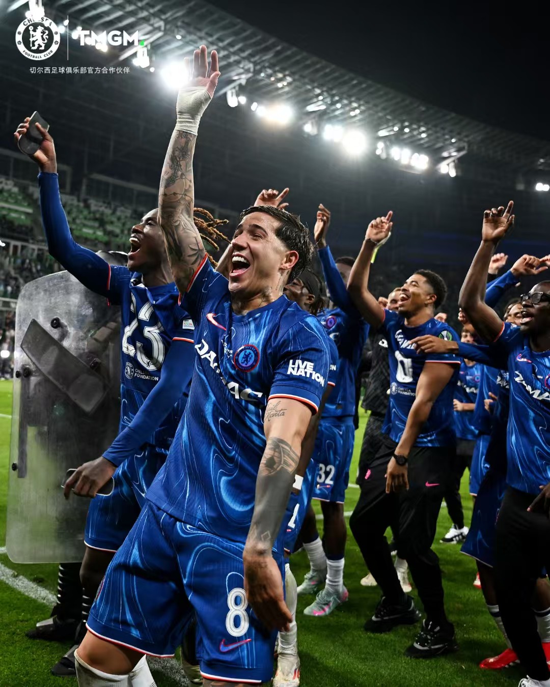 包含英国队豪取三连胜，锁定欧洲杯名额的词条