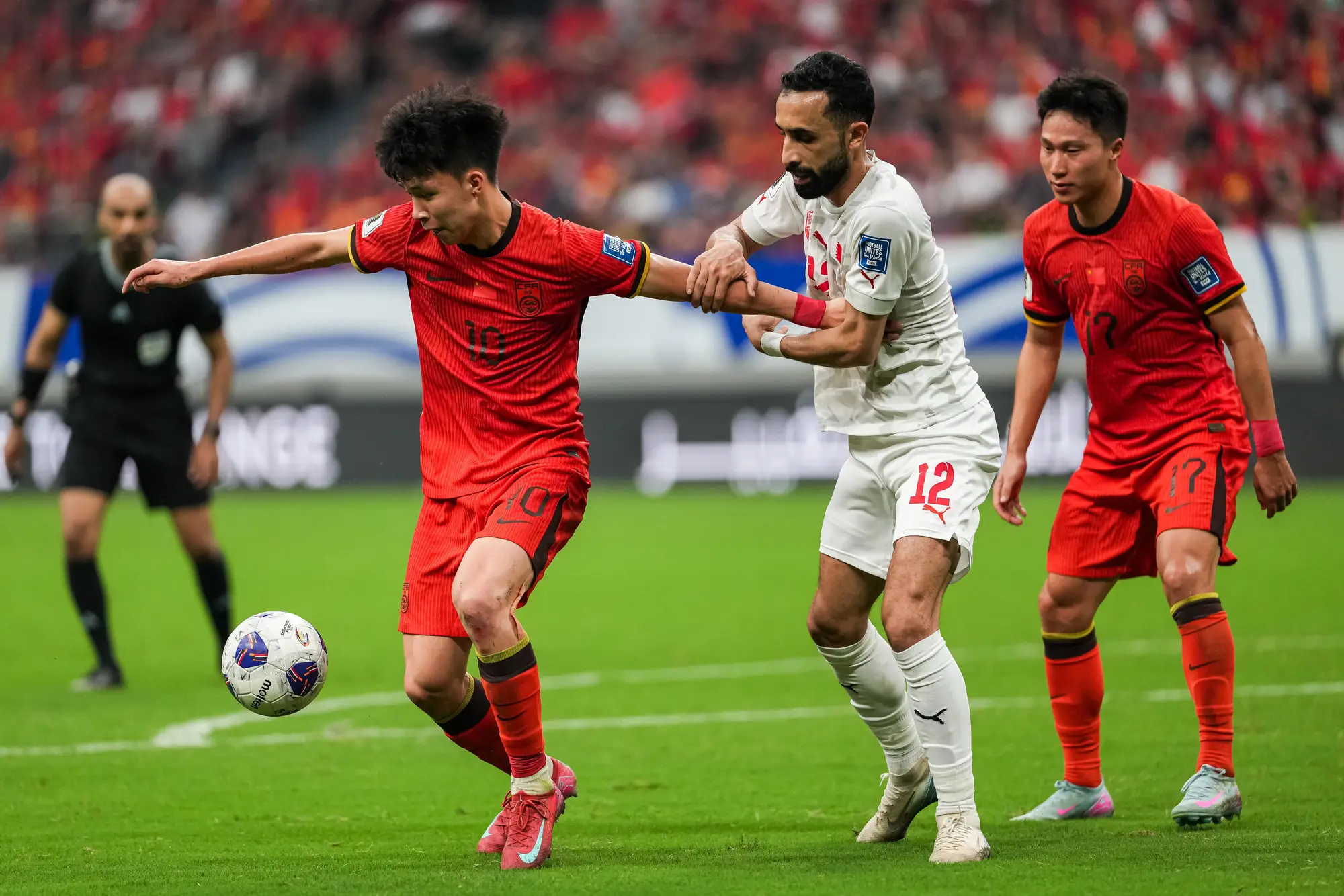 亚洲足球俱乐部展开全新赛季，引进外援备战的简单介绍