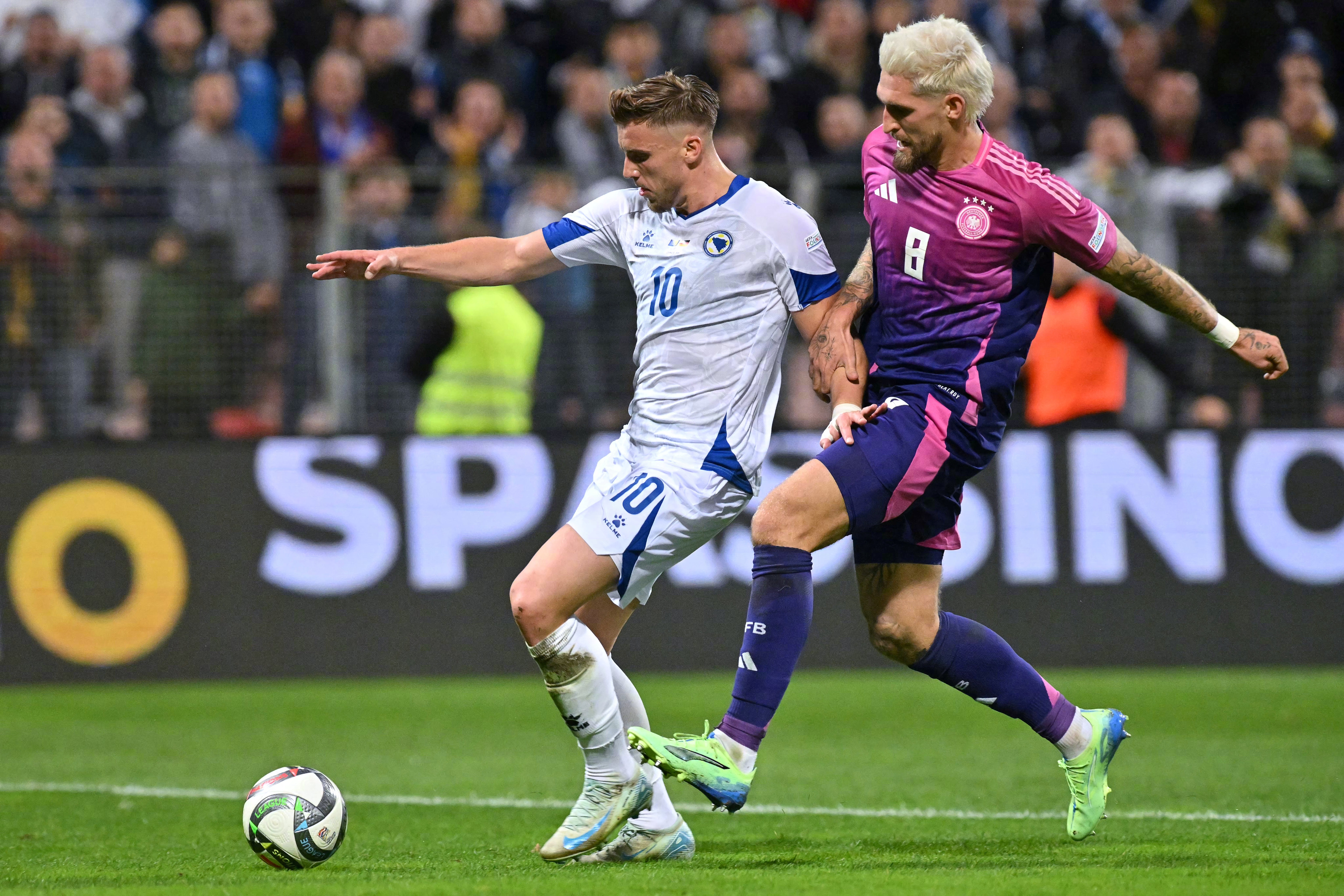 PG电子娱乐在线-包含欧国联：荷兰队战绩出色，晋级形势一片大好的词条