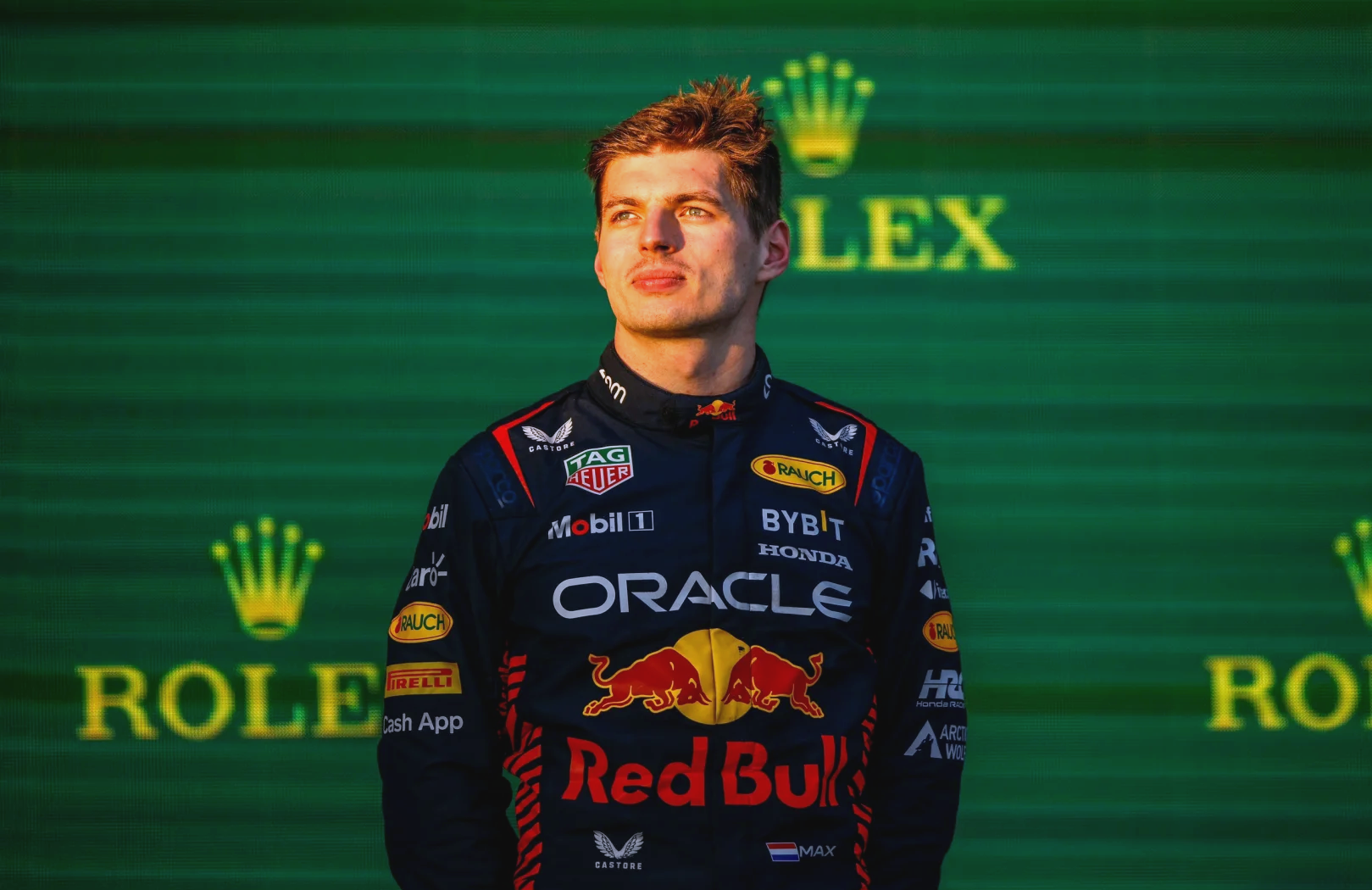 PG中国官网-包含阿斯顿马丁绝杀红牛车队，佩雷兹统治全场的词条