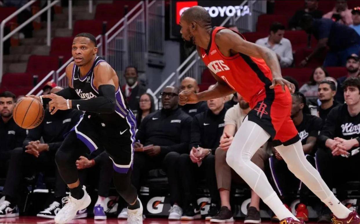 湖人球星完美表现，连续击败太阳与火箭