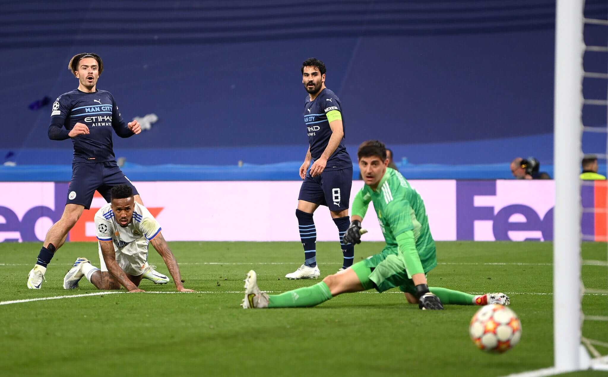 包含勒沃库森绝地反击皇马，格拉利什关键制胜的词条