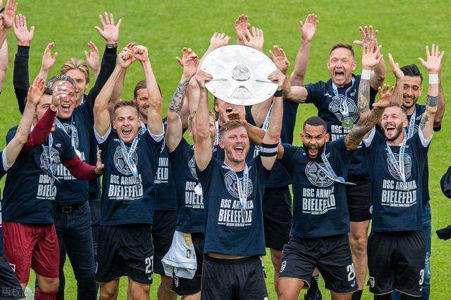 PG中国登录入口-巴黎主场保持不败，战胜匈牙利豪强晋级淘汰赛的简单介绍