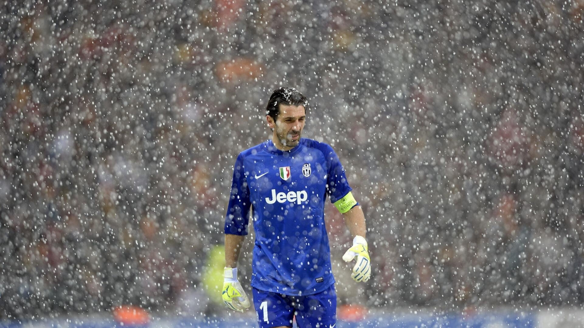 德甲争冠战焦点战,拜仁力克佛罗伦萨,南大王展现王者底蕴