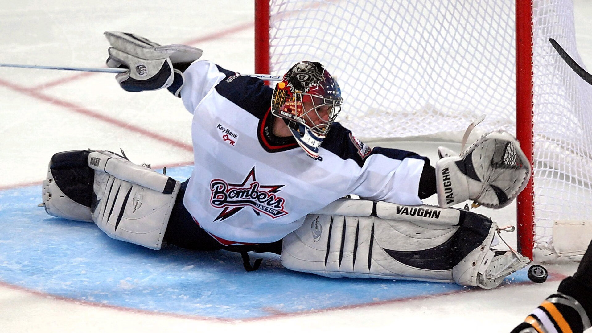 当维斯塔潘的赛车换上红狼涂装，佩德里如何从诺坎普驶向F1世界之巅